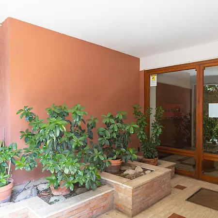 Ponte Milvio-rental In Roma