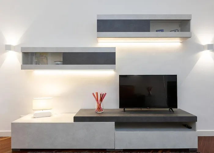 Ponte Milvio-rental In Apartment *